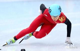 短道速滑视频韩天宇,韩天宇短道速滑赛场展风采