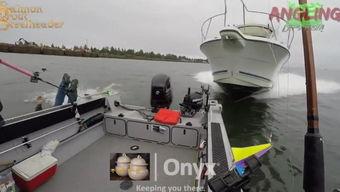 海里钓鱼视频,揭秘海里钓鱼的精彩瞬间