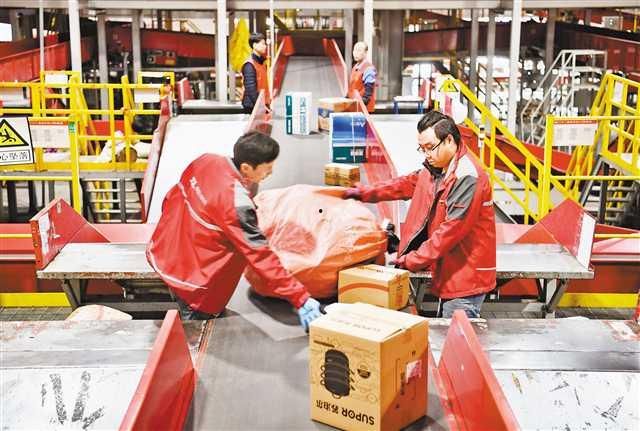 京东分拣员工作视频